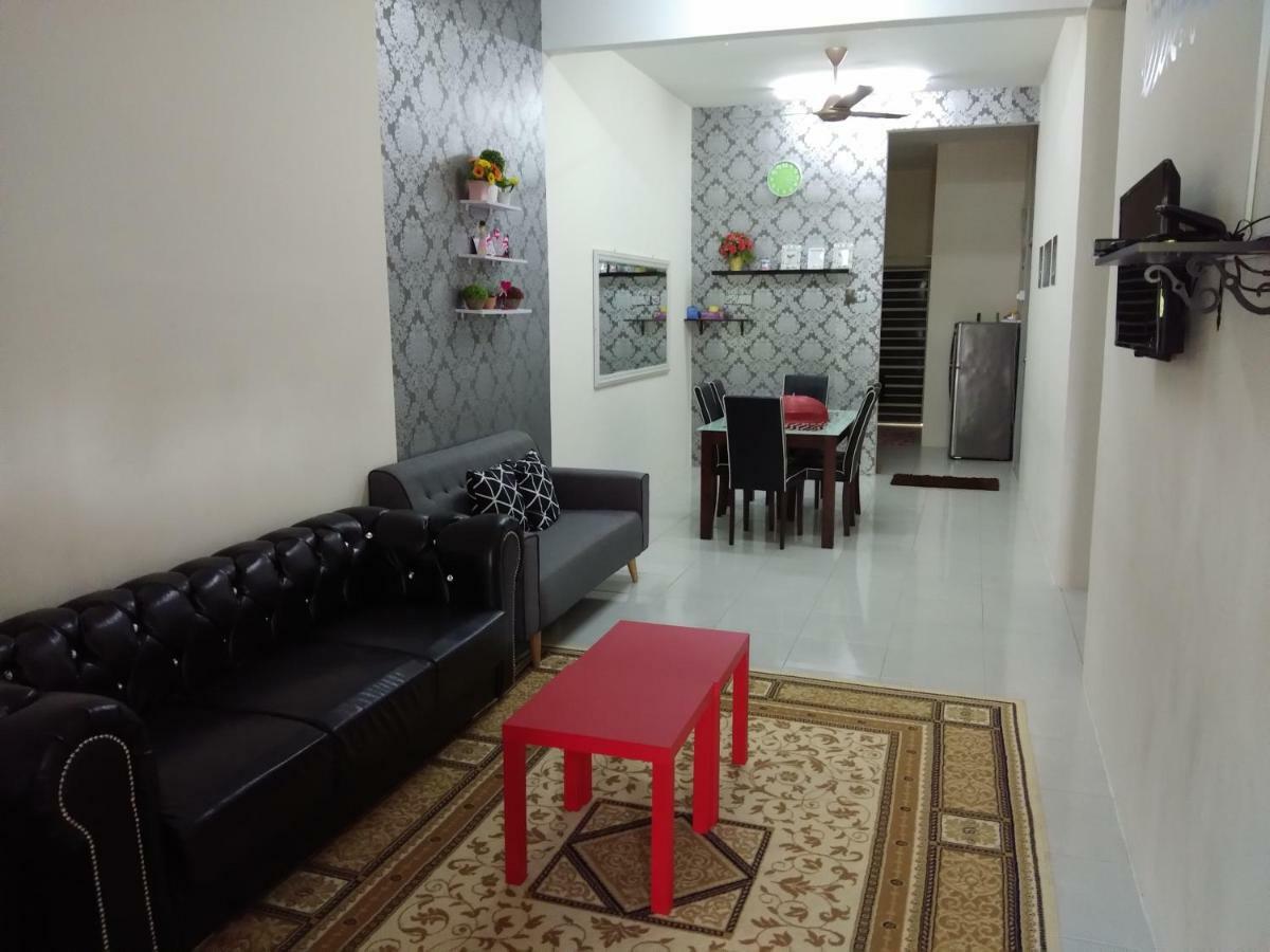 Zah'Ra Homestay Kuala Lipis Dış mekan fotoğraf